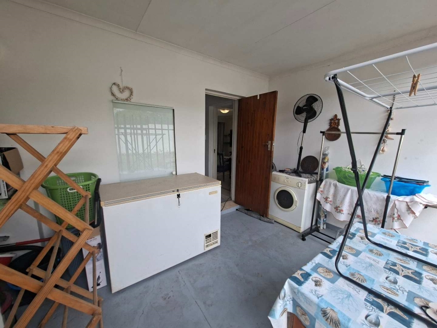 3 Bedroom Property for Sale in Fraaiuitsig Western Cape